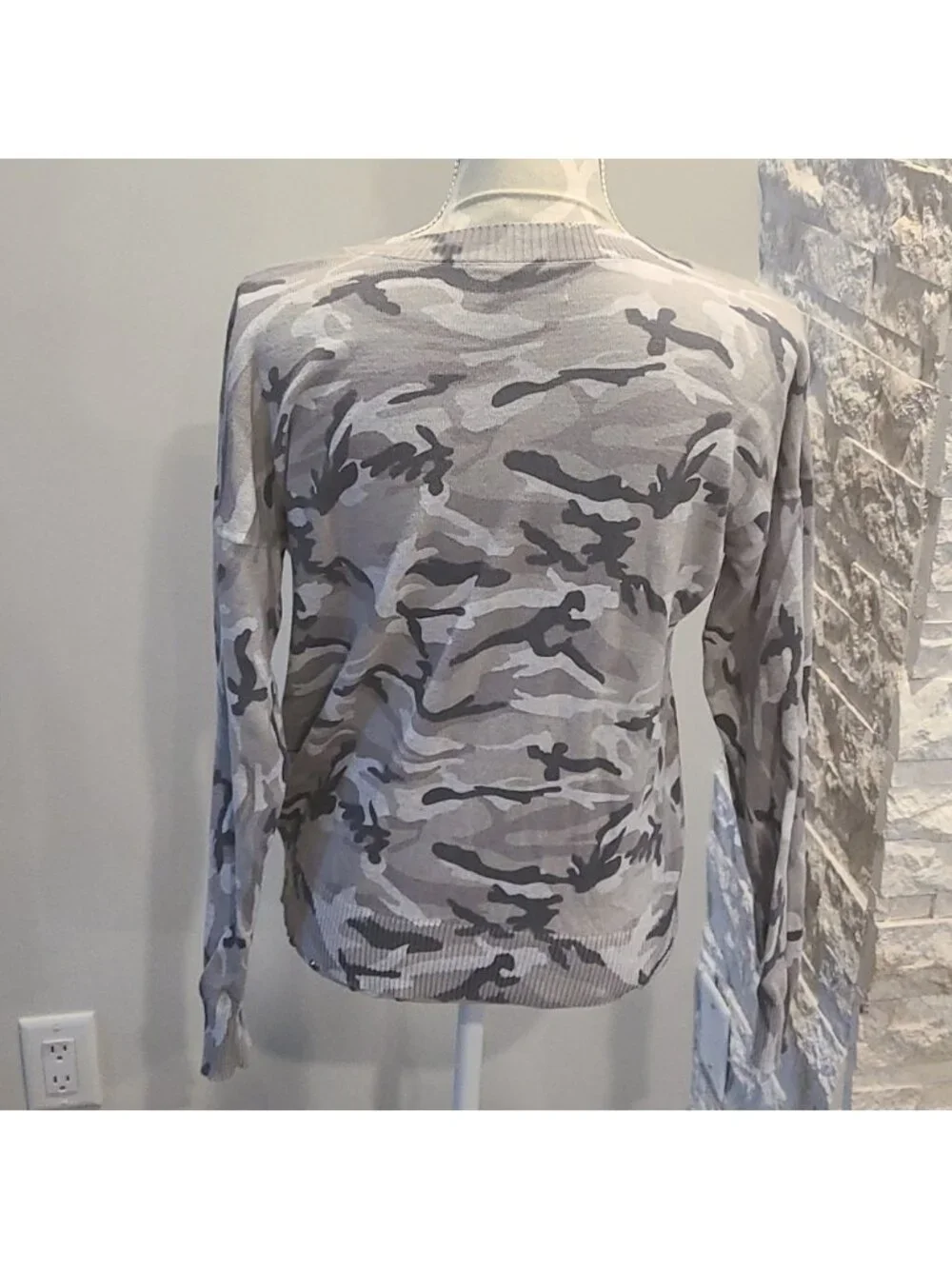 Calvin Klein Jeans grey camo lightweight knit sweater
